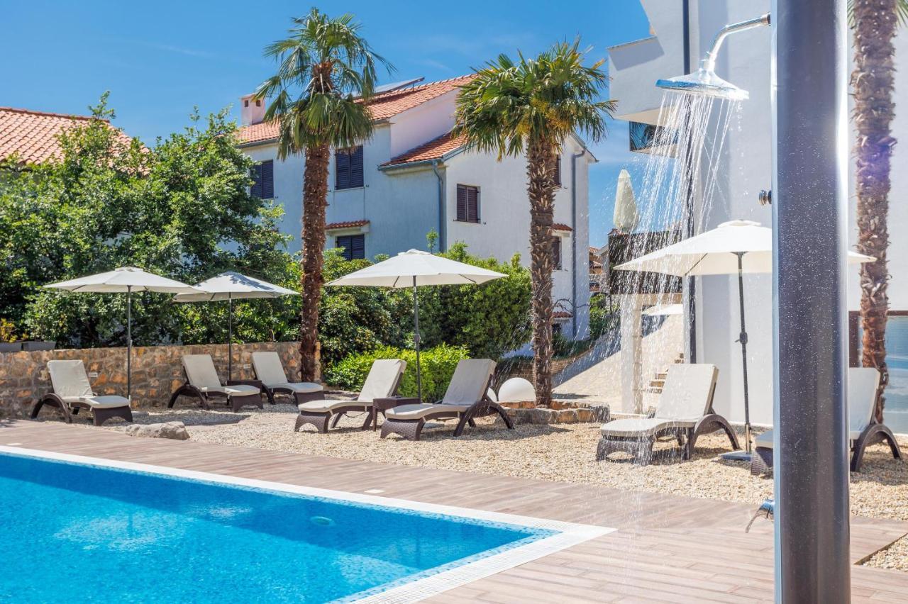 Apartments&Rooms Dario Krk Krk Town Buitenkant foto