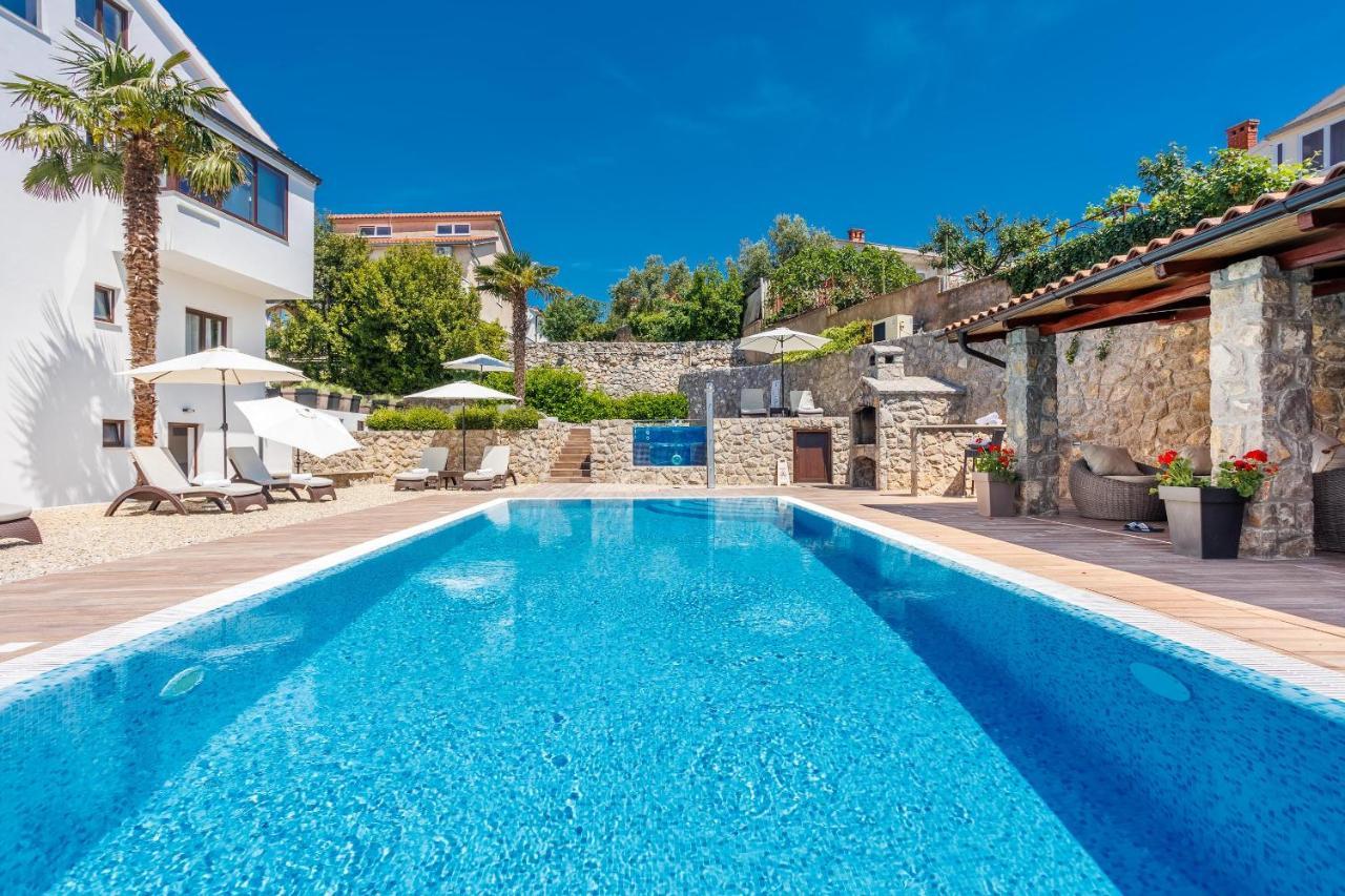 Apartments&Rooms Dario Krk Krk Town Buitenkant foto