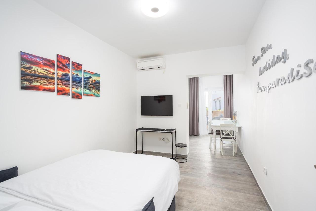 Apartments&Rooms Dario Krk Krk Town Buitenkant foto