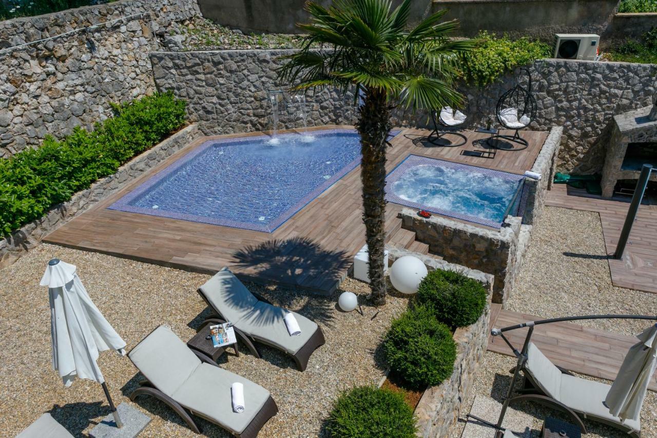 Apartments&Rooms Dario Krk Krk Town Buitenkant foto